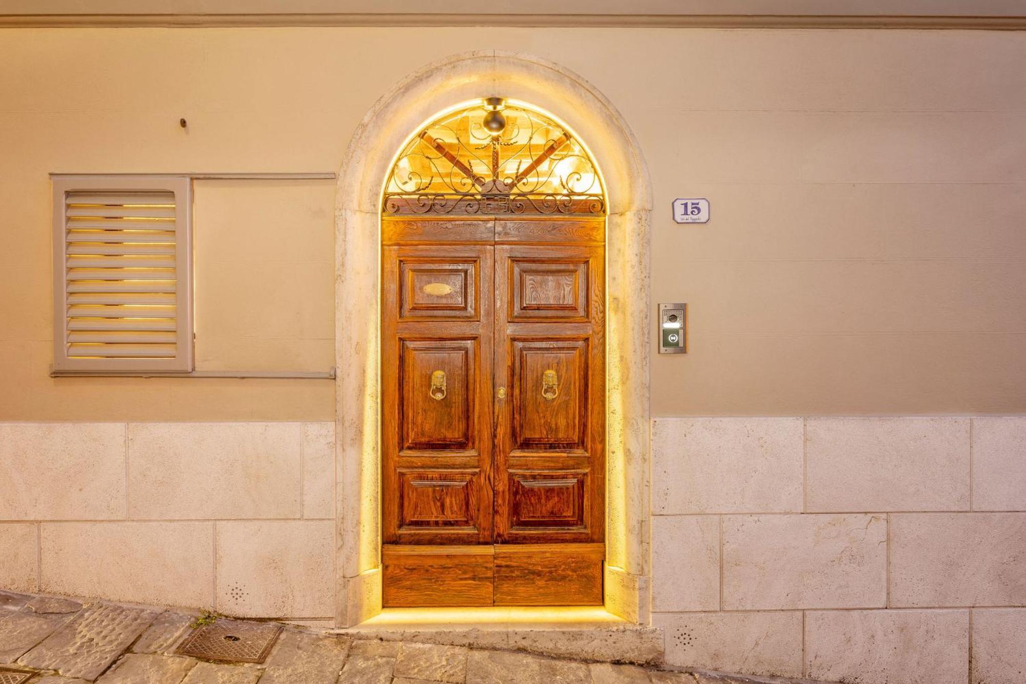 Palazzo Falcinelli Luxury Room In Montepulciano Center With Air Conditioning And Elevator المظهر الخارجي الصورة