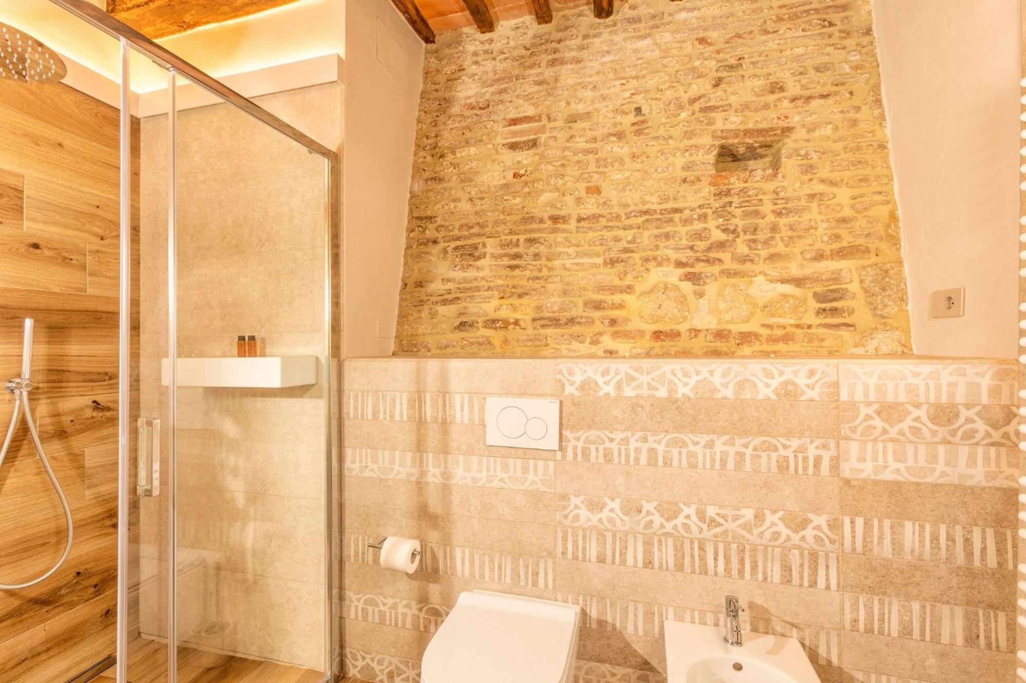 Palazzo Falcinelli Luxury Room In Montepulciano Center With Air Conditioning And Elevator المظهر الخارجي الصورة